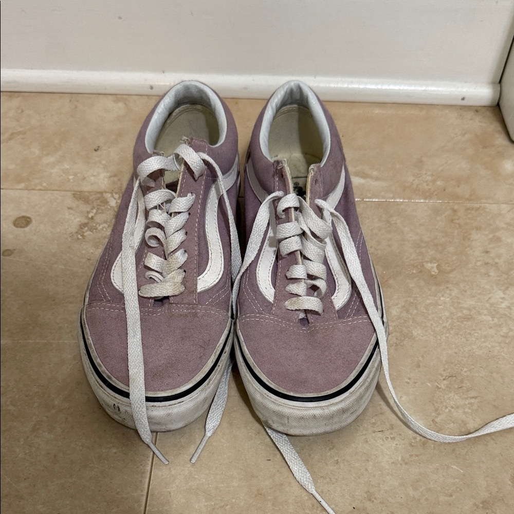 Vans Women's Sneakers in Purple and White